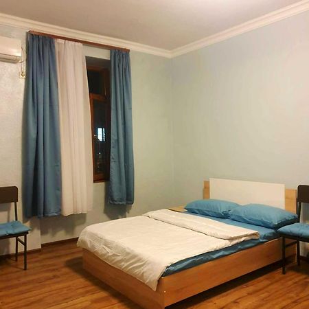 Apartment Near Sasundci Davit Metro Station Erévan Extérieur photo